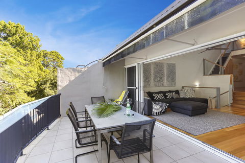 Noosa De Villa - Accommodation Asia 2