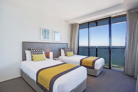 Mantra Circle On Cavill - Accommodation China 17