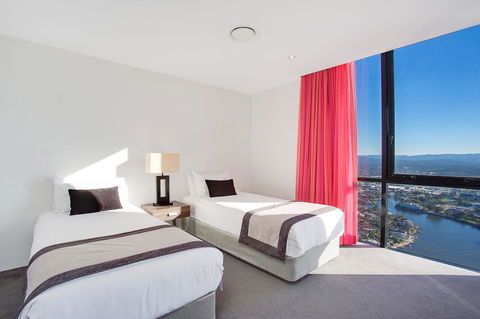 Mantra Circle On Cavill - Accommodation China 5