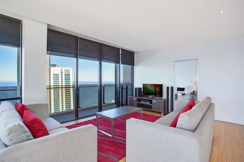 Mantra Circle On Cavill - Accommodation China 2