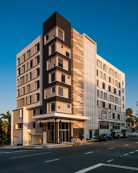 Woodroffe Hotel - Accommodation Asia 0