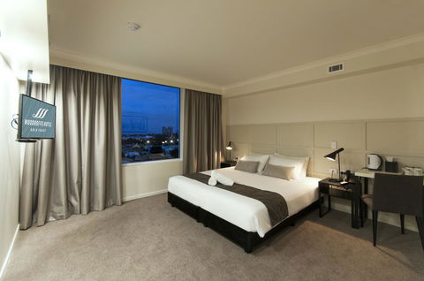 Woodroffe Hotel - Accommodation Asia 11