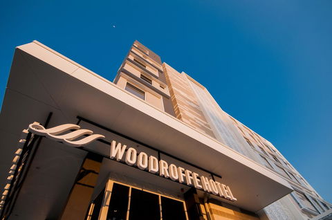 Woodroffe Hotel - Accommodation Asia 19