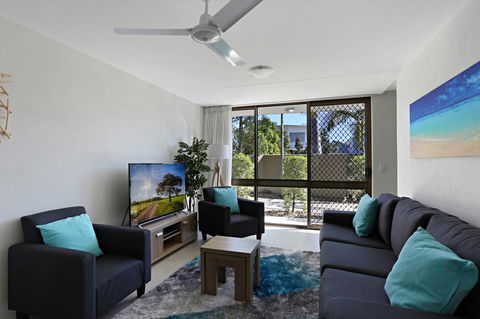 Kananda Beach House - Accommodation Asia 1