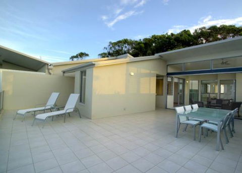 Rainbow Sea Resort - Accommodation Asia 10