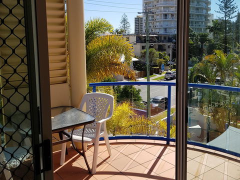 Surfers Beach Resort One - Accommodation China 23