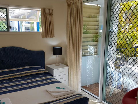 Surfers Beach Resort One - Accommodation China 15