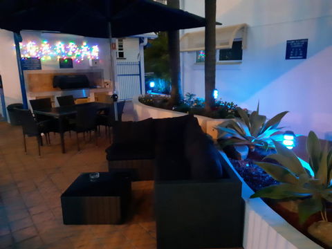 Surfers Beach Resort One - Accommodation China 3