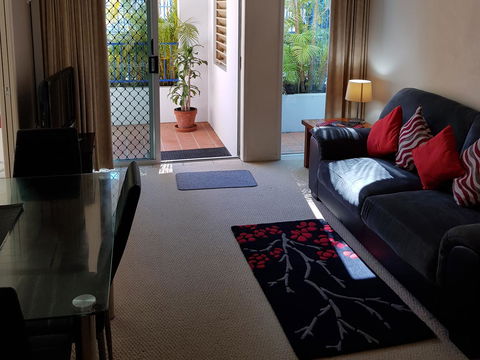 Surfers Beach Resort One - Accommodation China 17