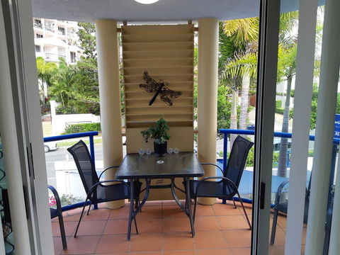 Surfers Beach Resort One - Accommodation China 5