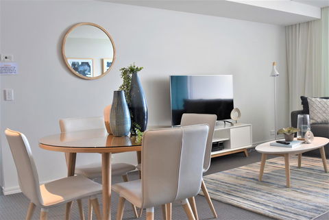 Gold Coast Private Apartments - H Residences, Surfers Paradise - Accommodation Asia 8