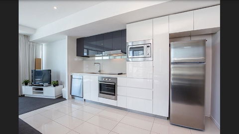 Gold Coast Private Apartments - H Residences, Surfers Paradise - Accommodation Asia 41