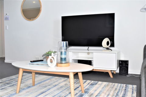Gold Coast Private Apartments - H Residences, Surfers Paradise - Accommodation Asia 14