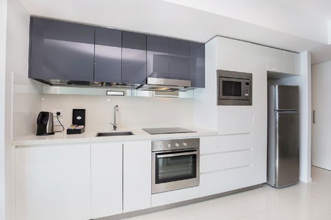 Gold Coast Private Apartments - H Residences, Surfers Paradise - Accommodation Asia 24