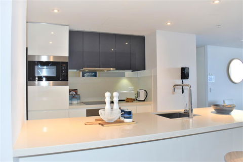 Gold Coast Private Apartments - H Residences, Surfers Paradise - Accommodation Asia 7