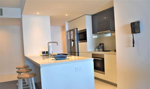 Gold Coast Private Apartments - H Residences, Surfers Paradise - Accommodation Asia 10