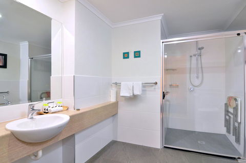 Le Cher Du Monde Adults Only - Accommodation Guide 9