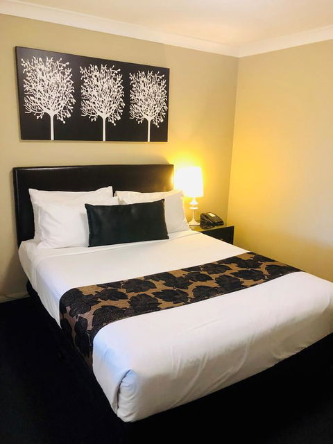 Ambassador On Ruthven - Accommodation Guide 38