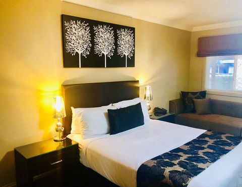 Ambassador On Ruthven - Accommodation Guide 40