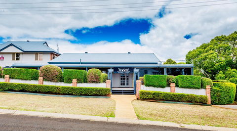 Ambassador On Ruthven - Accommodation Guide 33