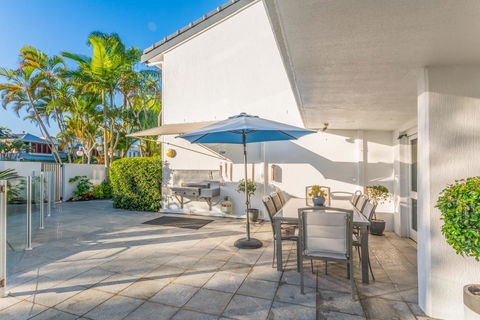 Noosa Boutique Apartments & Elkhorn Villas - Accommodation Asia 10