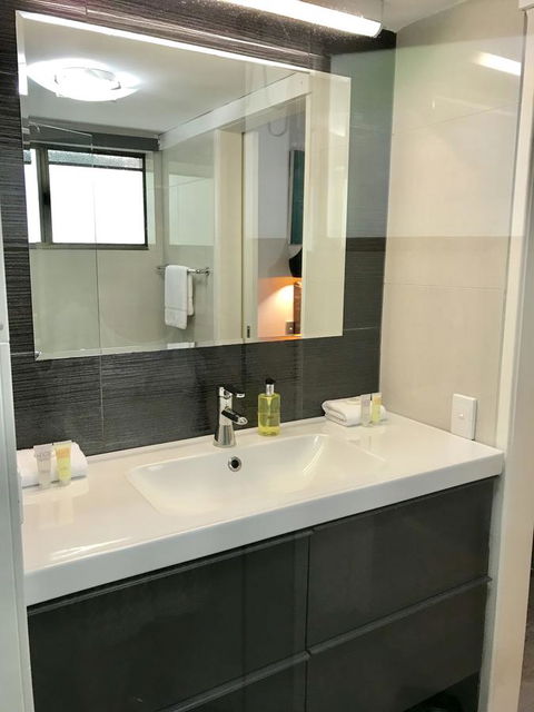 Noosa Boutique Apartments & Elkhorn Villas - Accommodation Asia 44