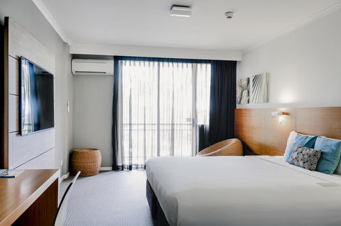 Novotel Cairns Oasis Resort - Accommodation Asia 27