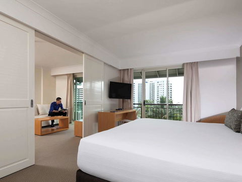 Novotel Cairns Oasis Resort - Accommodation Asia 41