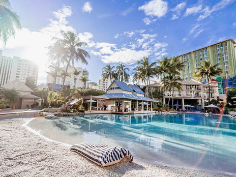 Novotel Cairns Oasis Resort - Accommodation Asia 0