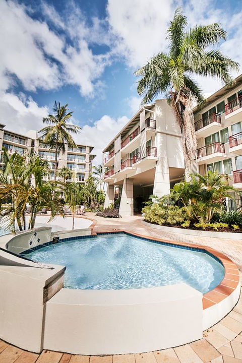 Novotel Cairns Oasis Resort - Accommodation Asia 20