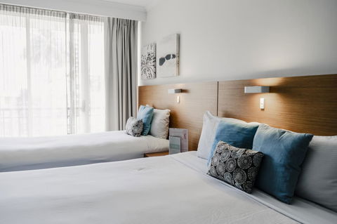 Novotel Cairns Oasis Resort - Accommodation Asia 23