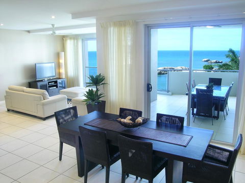 Coral Cove Apartments - Accommodation Asia 15