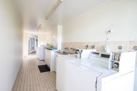 Bay Of Palms - Accommodation China 44