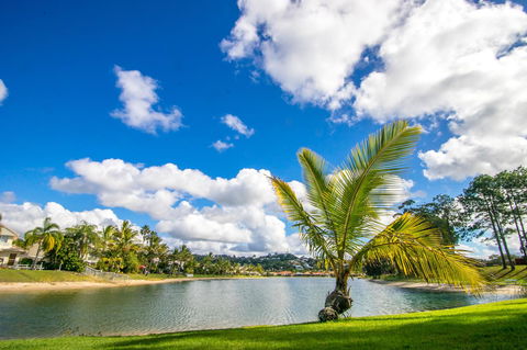 Bay Of Palms - Accommodation China 12