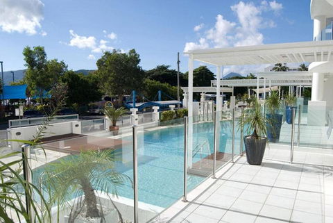 Waters Edge Apartment Cairns - Accommodation Asia 5