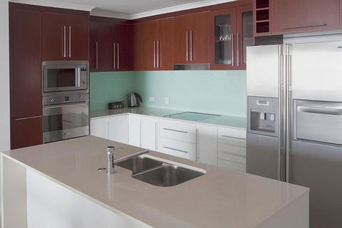 Waters Edge Apartment Cairns - Accommodation Asia 6
