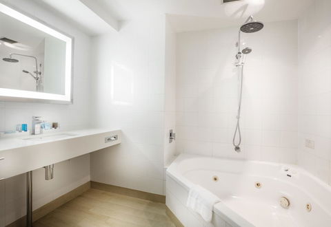 Amora Hotel Brisbane - Accommodation Guide 16