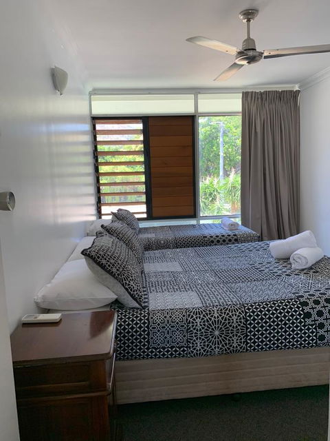Townsville Holiday Apartments - Accommodation Asia 3
