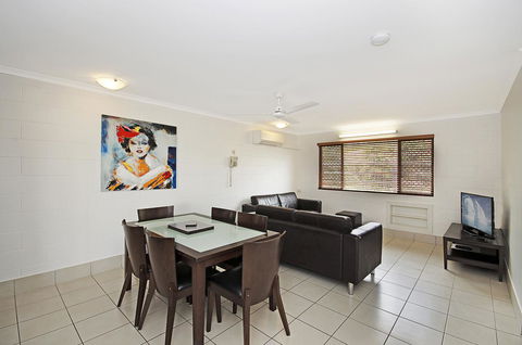 Townsville Holiday Apartments - Accommodation Asia 21