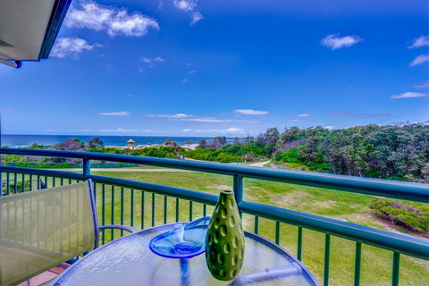 Currumbin Sands On The Beach - Accommodation Asia 2