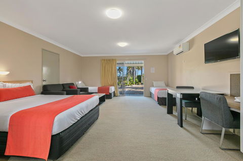 Comfort Inn North Brisbane - Accommodation Asia 16