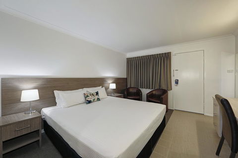 Smart Motels Bert Hinkler - Accommodation Guide 23