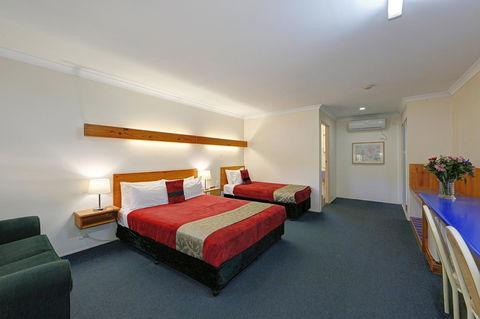 Smart Motels Bert Hinkler - Accommodation Guide 11