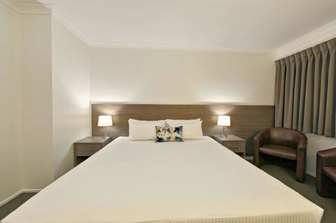 Smart Motels Bert Hinkler - Accommodation Guide 20