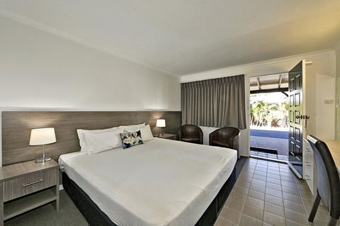 Smart Motels Bert Hinkler - Accommodation Guide 24