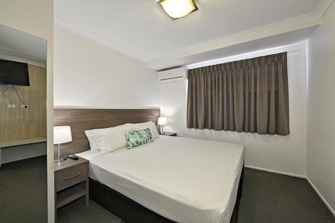 Smart Motels Bert Hinkler - Accommodation Guide 25