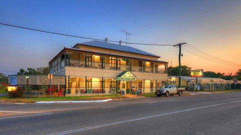 The Park Motel - Accommodation Guide 8