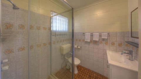 The Park Motel - Accommodation Guide 28