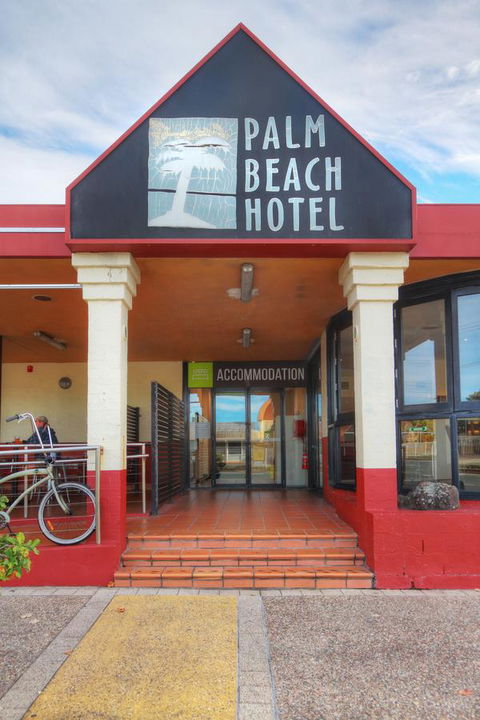 Palm Beach Hotel - Accommodation Guide 7