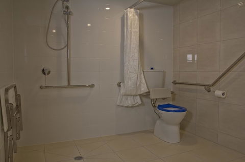 Kallangur Motel - Accommodation Guide 13